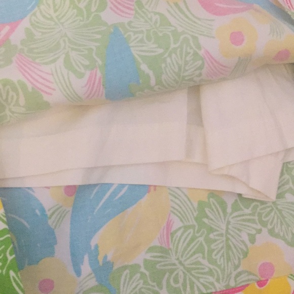 Lilly Pulitzer Parrot Print Skort - Picture 5 of 5
